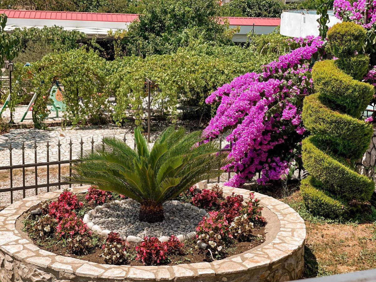 Rejhan Totti Ulcinj Exterior foto