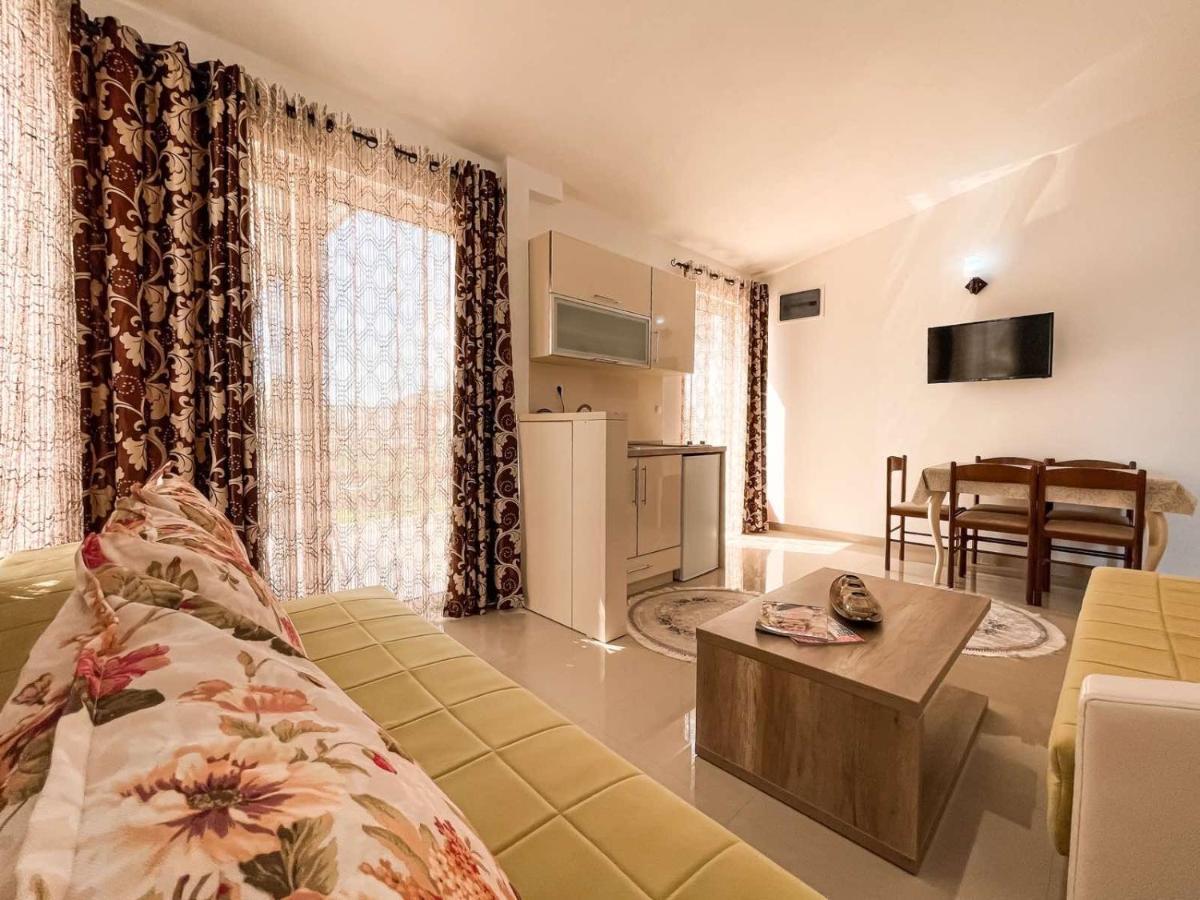 Rejhan Totti Ulcinj Exterior foto
