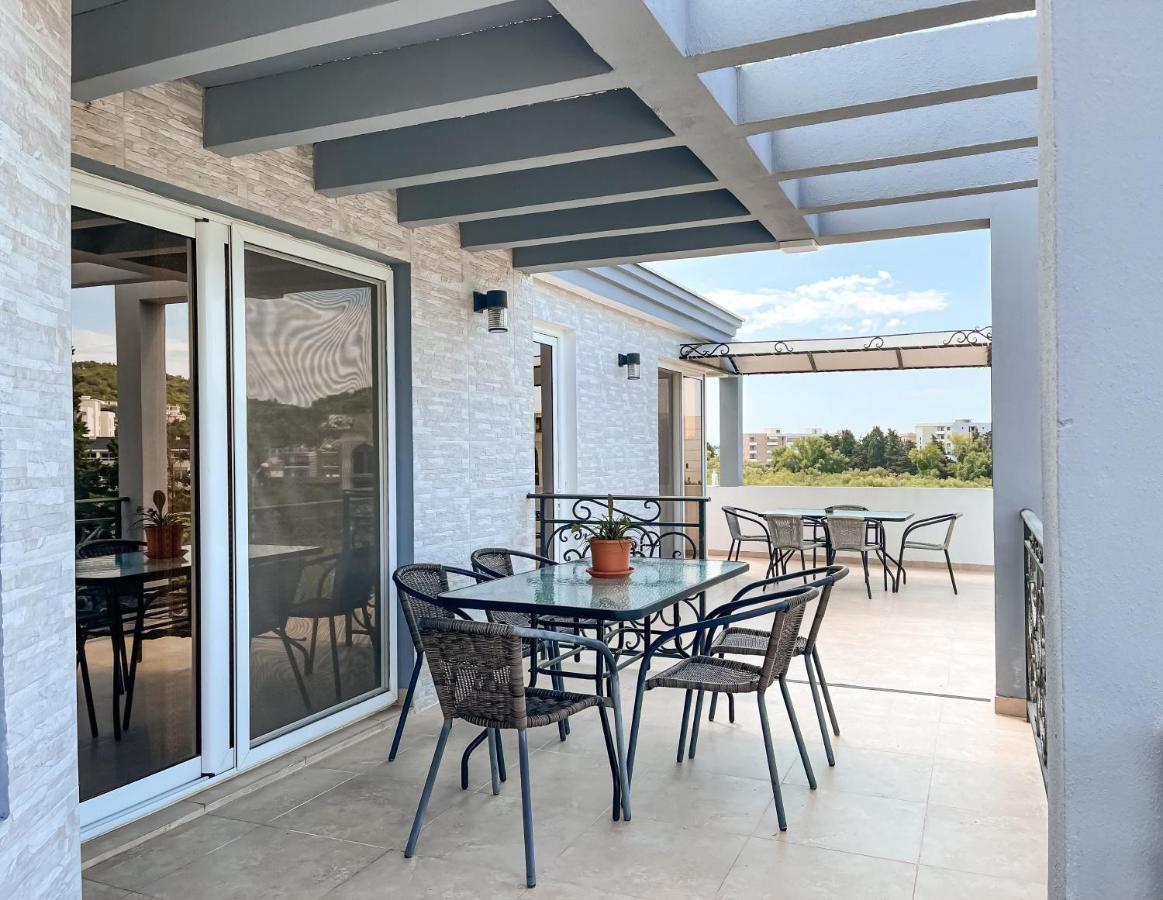 Rejhan Totti Ulcinj Exterior foto
