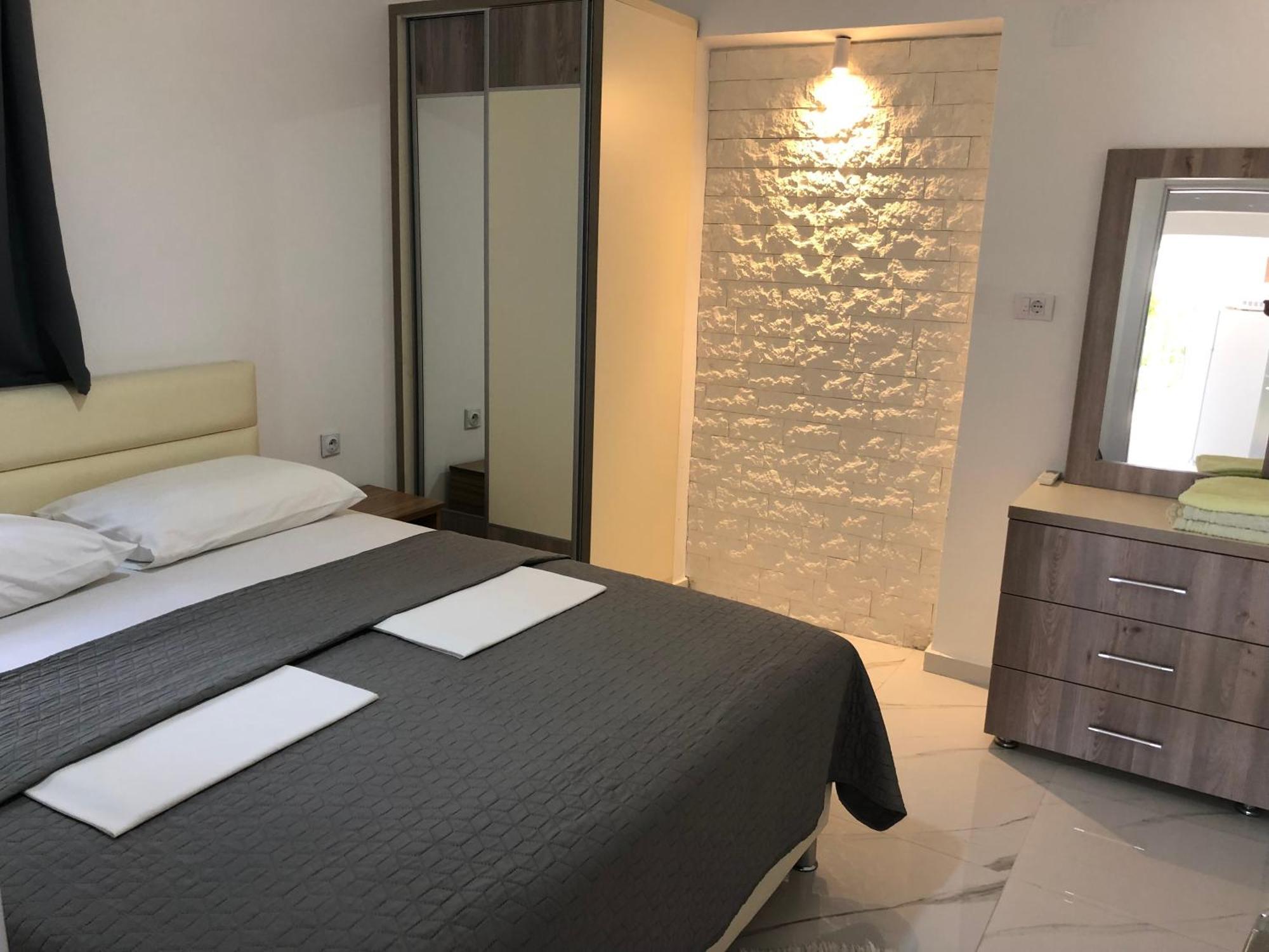 Rejhan Totti Ulcinj Exterior foto