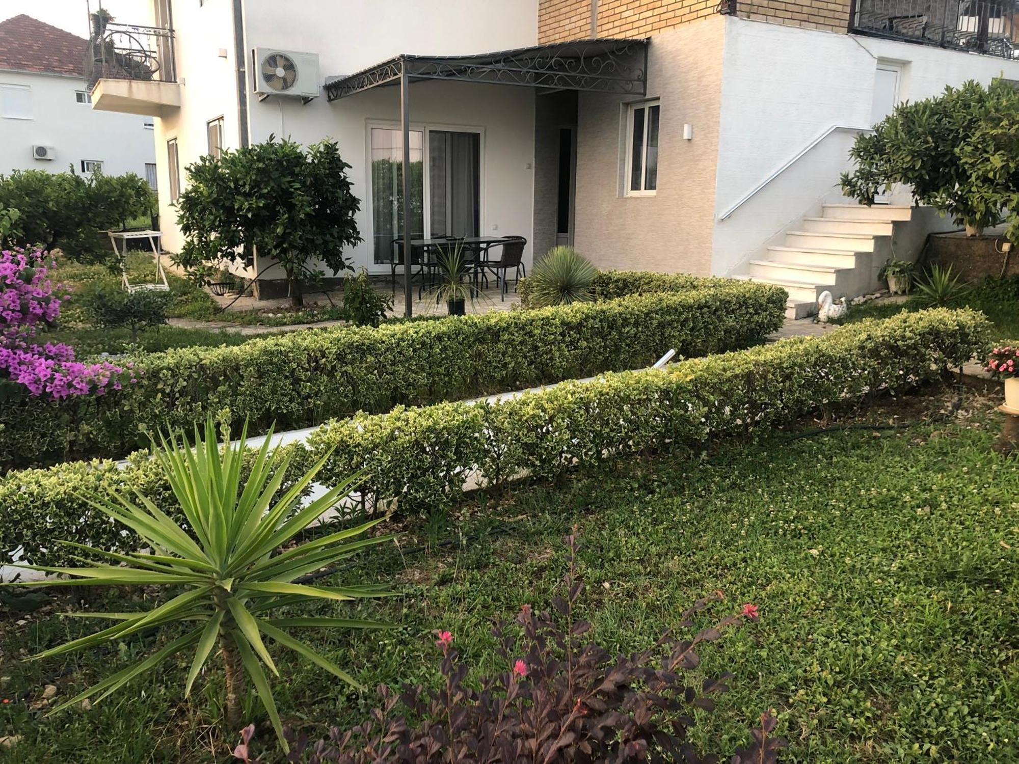 Rejhan Totti Ulcinj Exterior foto