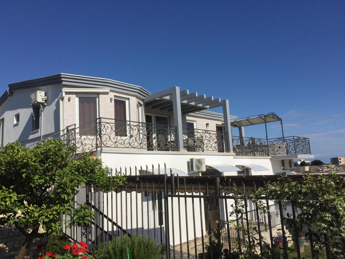 Rejhan Totti Ulcinj Exterior foto